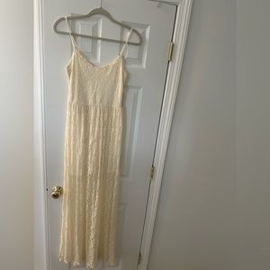 Abercrombie & Fitch Cream Lace Maxi Dress Medium